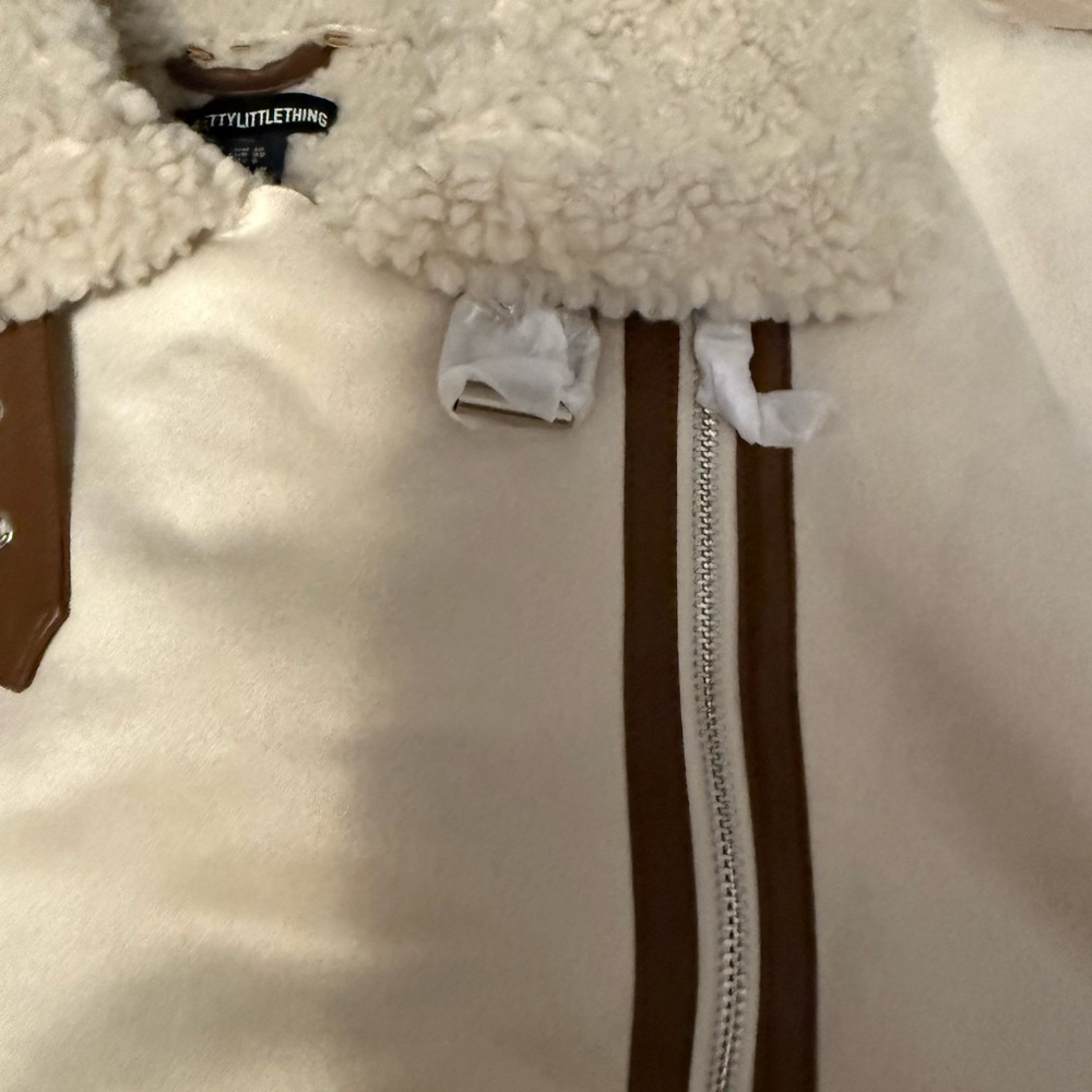 PrettyLittleThing Cream Shearling Jacket - Picture 7 of 14